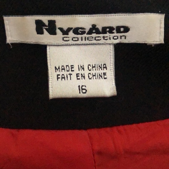 Embroidered Long Blazer - Picture 4 of 6